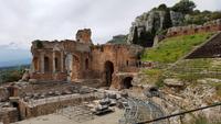 im griech. Theater-3 &ndash; &copy; Marlies Thrum (Eberhardt TRAVEL)