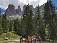 Wandern in Südtirol (Italien) – Dolomiten Wanderreise in Sterzing Astjoch – Sellajoch – Seiser Alm – Gemeinschaftsalm Fane – Burkhardtsklamm – Ratschinger Almenweg – Tatschsp (138) &ndash; &copy; Benjamin Rodriguez Manzanares (Eberhardt TRAVEL)