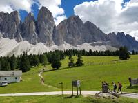 Wandern in Südtirol (Italien) – Dolomiten Wanderreise in Sterzing Astjoch – Sellajoch – Seiser Alm – Gemeinschaftsalm Fane – Burkhardtsklamm – Ratschinger Almenweg – Tatschsp (144) &ndash; &copy; Benjamin Rodriguez Manzanares (Eberhardt TRAVEL)