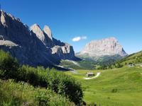 Wandern in Südtirol (Italien) – Dolomiten Wanderreise in Sterzing Astjoch – Sellajoch – Seiser Alm – Gemeinschaftsalm Fane – Burkhardtsklamm – Ratschinger Almenweg – Tatschsp (320) &ndash; &copy; Benjamin Rodriguez Manzanares (Eberhardt TRAVEL)