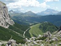 Wandern in Südtirol (Italien) – Dolomiten Wanderreise in Sterzing Astjoch – Sellajoch – Seiser Alm – Gemeinschaftsalm Fane – Burkhardtsklamm – Ratschinger Almenweg – Tatschsp (414) &ndash; &copy; Benjamin Rodriguez Manzanares (Eberhardt TRAVEL)