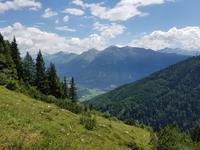 Wandern in Südtirol (Italien) – Dolomiten Wanderreise in Sterzing Astjoch – Sellajoch – Seiser Alm – Gemeinschaftsalm Fane – Burkhardtsklamm – Ratschinger Almenweg – Tatschsp (440) &ndash; &copy; Benjamin Rodriguez Manzanares (Eberhardt TRAVEL)