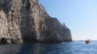 Bootsfahrt um Capri &ndash; &copy; Daniela Paulan (Eberhardt TRAVEL)