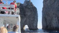 Bootsfahrt um Capri &ndash; &copy; Daniela Paulan (Eberhardt TRAVEL)
