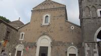 casertavecchia - Dom &ndash; &copy; Daniela Paulan (Eberhardt TRAVEL)