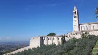 Assisi (Basilika di Santa Chiara) &ndash; &copy; Katrin Deutschbein (Eberhardt TRAVEL)
