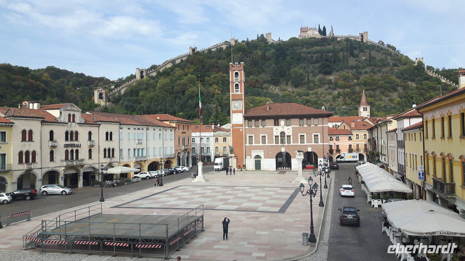 Marostica (Ausblick vom Castello Inferiore) &ndash; &copy; Katrin Deutschbein (Eberhardt TRAVEL)