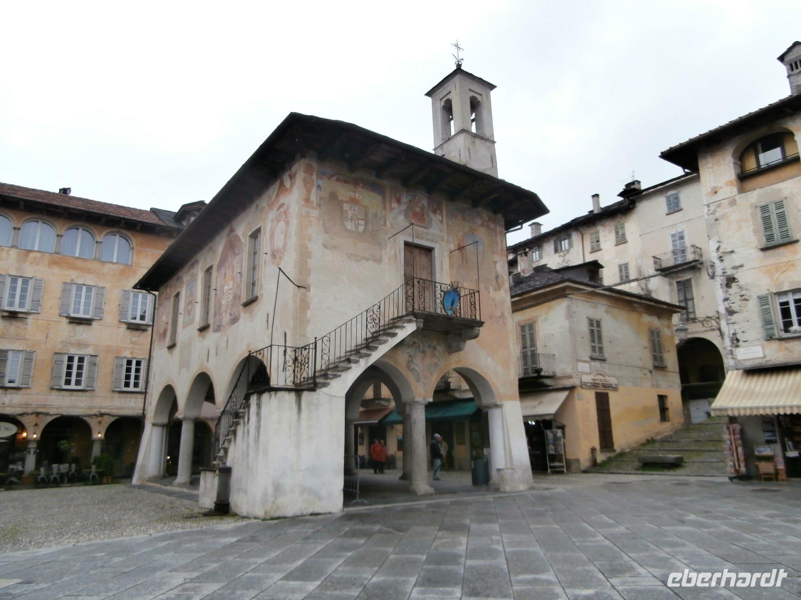 Orta Altes Rathaus 16. Jahrhundert &ndash; &copy; Ingrid Langer (Eberhardt TRAVEL)