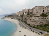 Tropea Strand &ndash; &copy; Ingrid Langer (Eberhardt TRAVEL)