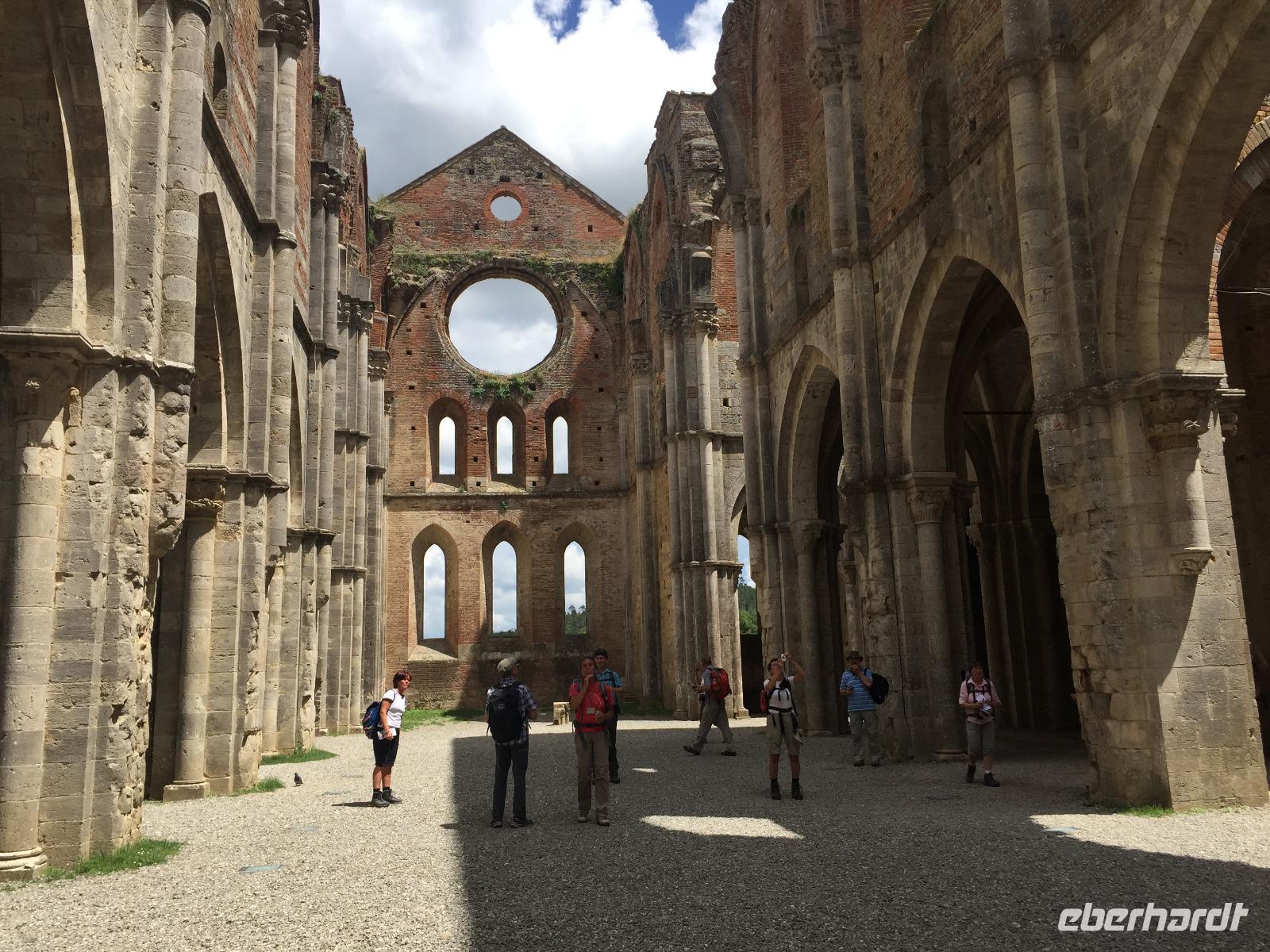 261 San Galgano - Kirche ohne Dach &ndash; &copy; Patrick Fritzsche (Eberhardt TRAVEL)