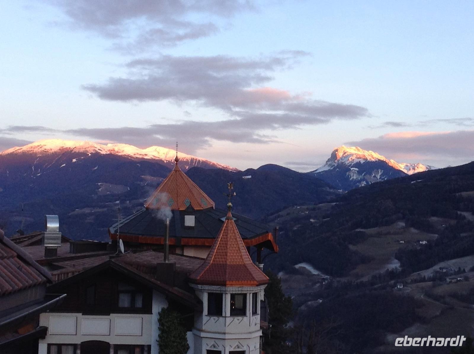 Sonnenuntergang über dem Eisacktal &ndash; &copy; Uta Schöne (Eberhardt TRAVEL)