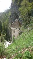 Von oben war man ebenfalls vor Feinden geschützt und nicht zu sehen, Predjama &ndash; &copy; Simone Willner (Eberhardt TRAVEL)