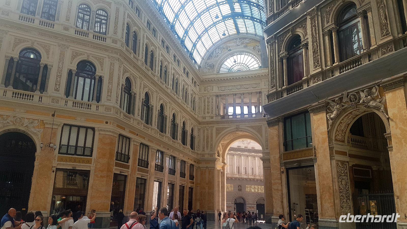 Galleria Umberto &ndash; &copy; Kristina Hesse (Eberhardt TRAVEL)