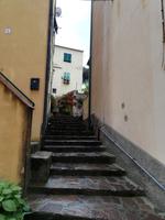 Gasen im Hafenort 