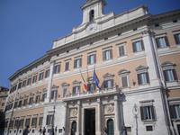 Palazzo Montecitorio (Parlamentsgebäude) &ndash; &copy; Katrin Deutschbein (Eberhardt TRAVEL)