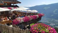 Hofschank Pirchhof &ndash; &copy; Betina Marinow (Eberhardt TRAVEL)