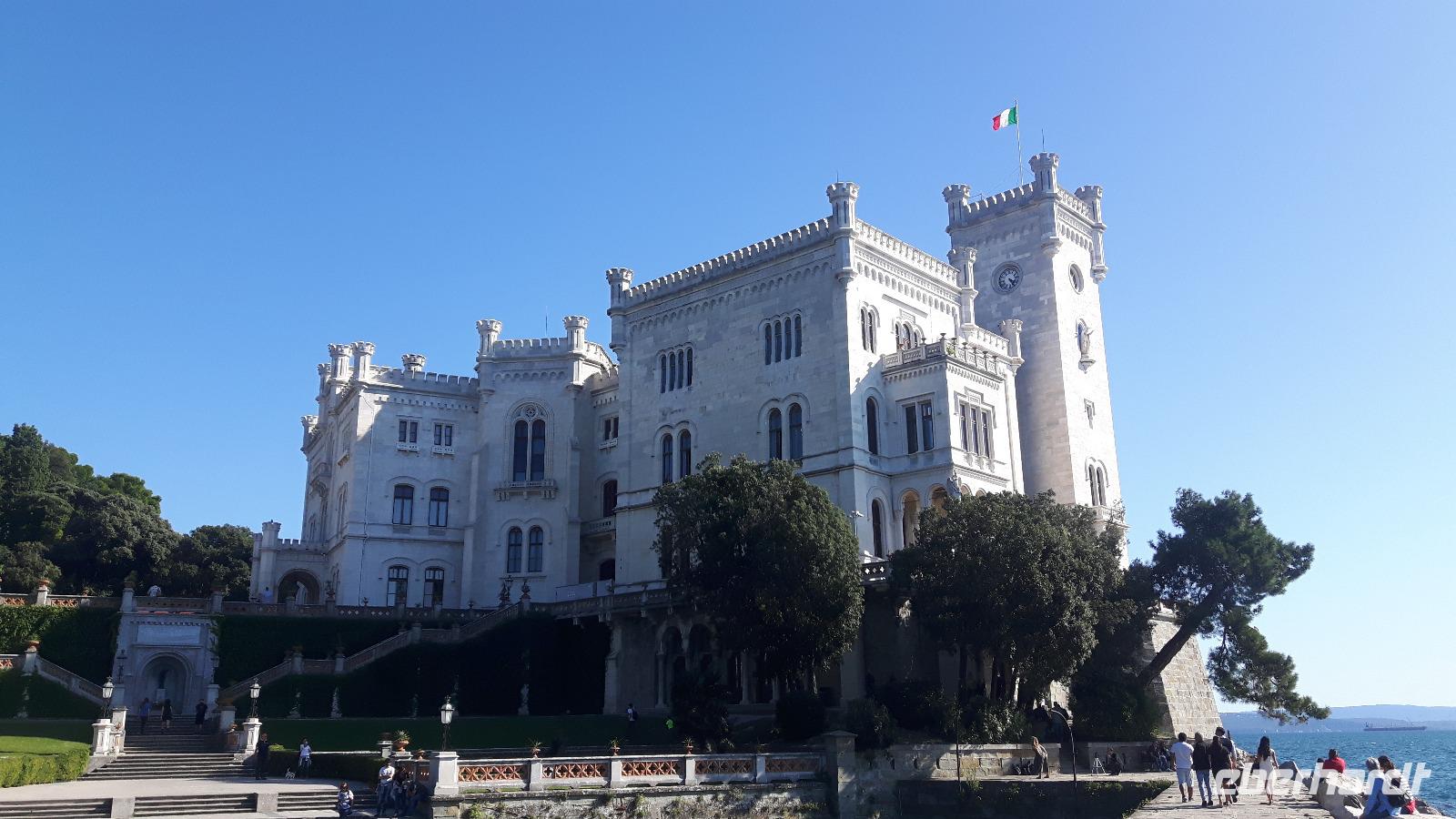 Schloss Miramare &ndash; &copy; Katrin Deutschbein (Eberhardt TRAVEL)