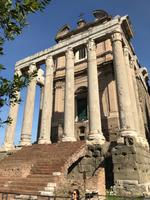 Im Forum immer wieder Stilmix &ndash; &copy; Irmela Körner (Eberhardt TRAVEL)