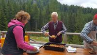 Rifugio Vaglianella - Signore Tevini &ndash; &copy; Betina Marinow (Eberhardt TRAVEL)