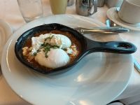 Frühstück an Bord &ndash; &copy; Sabine Letzybyll (Eberhardt TRAVEL)