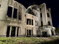 8. Tag: Abendprogramm in Hiroshima – Atombomben-Dom/Friedensdenkmal &ndash; &copy; Andreas Wolfsteller (Eberhardt TRAVEL)