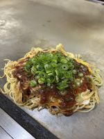 Okonomiyaki &ndash; &copy; Mary Dobberkau (Eberhardt TRAVEL)