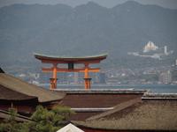 Hiroshima - Miyajima - Fährüberfahrt - Itsukushima Torii &ndash; &copy; Juliane Voigt (Eberhardt TRAVEL)