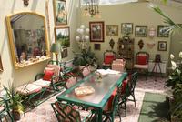 Im Haus der Lady Guthrie