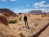 Wadi Rum (Reisebegleiterin Katrin) &ndash; &copy; Katrin Deutschbein (Eberhardt TRAVEL)