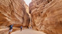Rundreise Jordanien - Canyon in der Felsenstadt Petra &ndash; &copy; Franziska Bergmann (Eberhardt TRAVEL)
