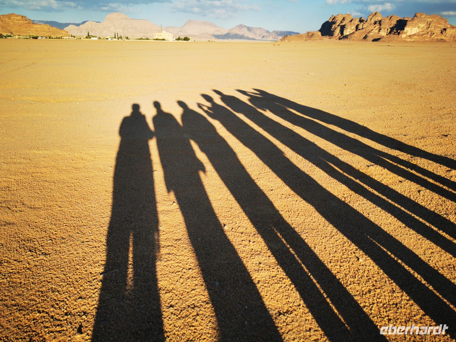 Tag 6 15.03.2023 Wadi Rum, Schattenspiele &ndash; &copy; Gabriele Sauer (Eberhardt TRAVEL)