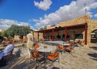 Café des Mövenpick Hotels  &ndash; &copy; Simone Willner (Eberhardt TRAVEL)