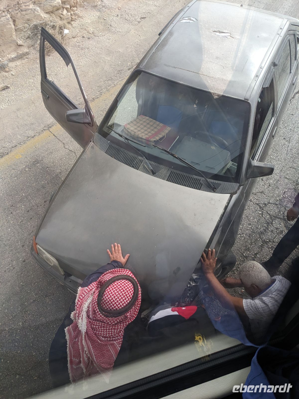 21. Crash auf dem Weg nach Kerak &ndash; &copy; Teresa Rumpel (Eberhardt TRAVEL)