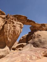 30.9 Wadi Rum - Felsenbrücke &ndash; &copy; Teresa Rumpel (Eberhardt TRAVEL)