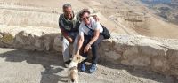Hussein und RBG Ria am Aussichtspunkt Wadi Mujib &ndash; &copy; Ria Heilmann (Eberhardt TRAVEL)