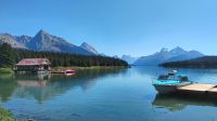 Maligne Lake  &ndash; &copy; Monika Cortese (Eberhardt TRAVEL)