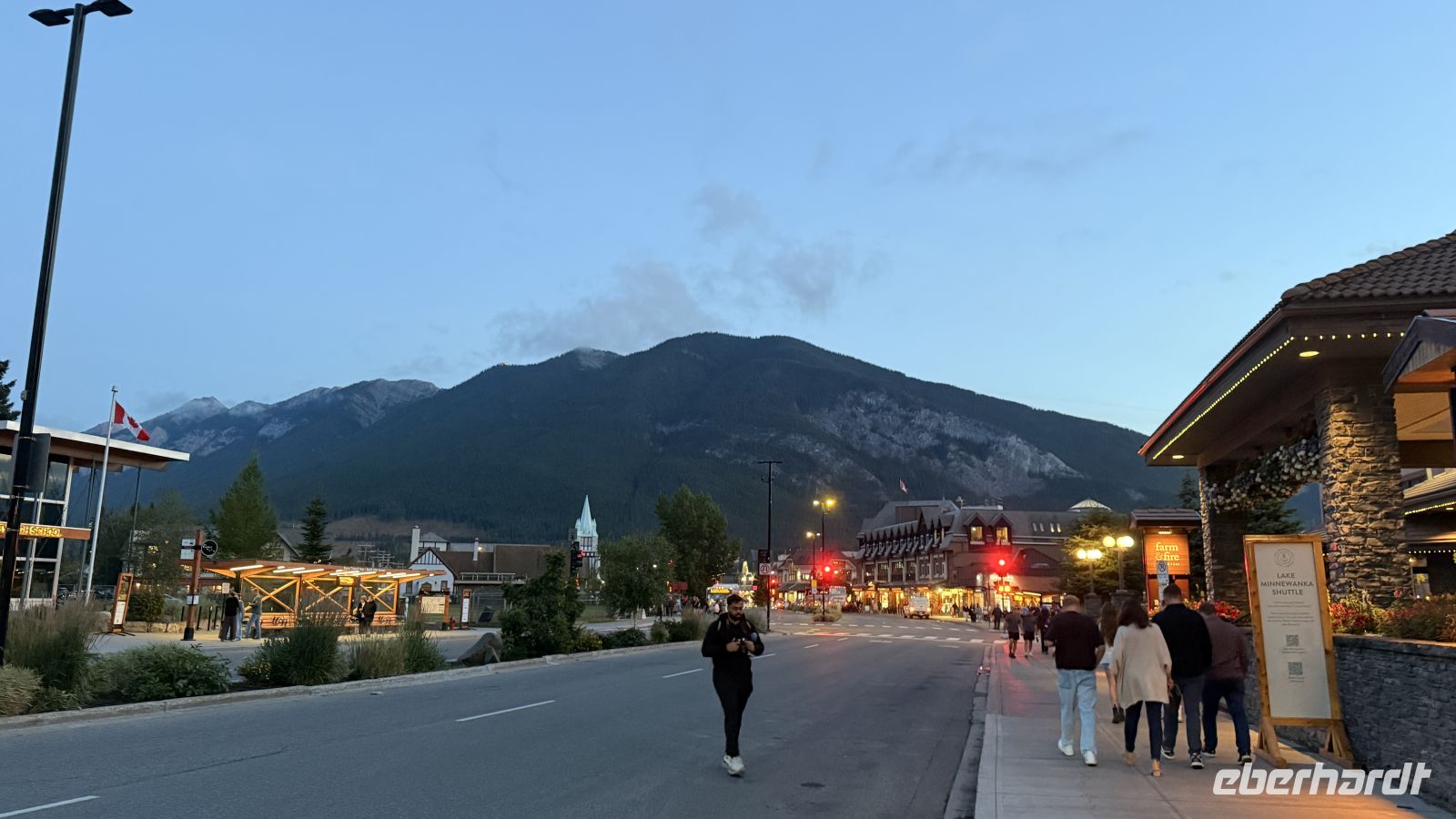 Tag 1, Abendstimmung in Banff &ndash; &copy; Leon Prinz (Eberhardt TRAVEL)
