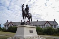 Fort Calgary, Colonel MacLeod &ndash; &copy; Anna Stiebing (Eberhardt TRAVEL)
