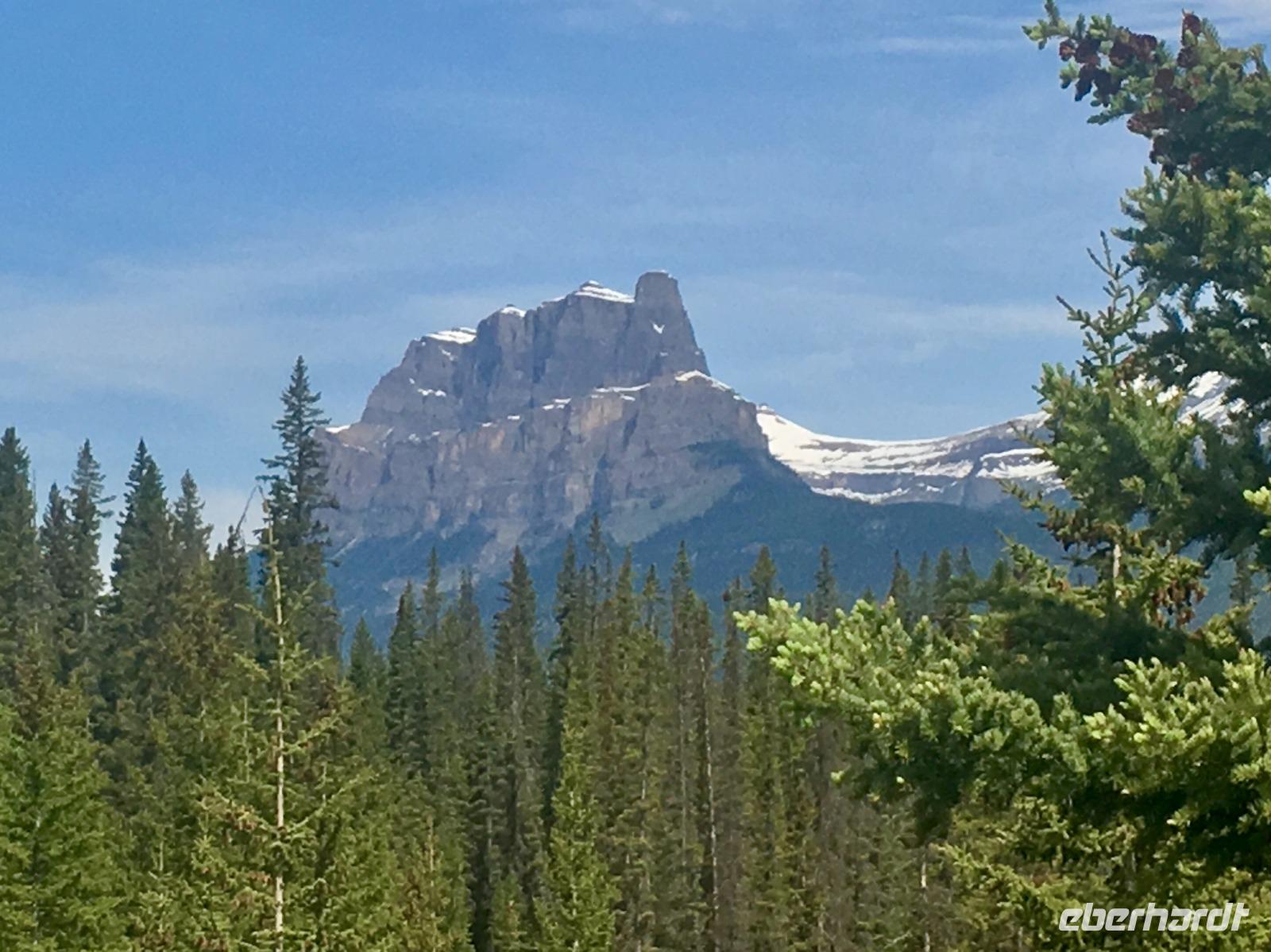 Castle Mountain &ndash; &copy; Elisabeth Fox-Maerki (Eberhardt TRAVEL)