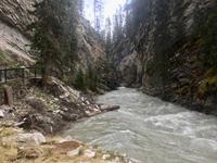 Johnston Canyon &ndash; &copy; Elisabeth Fox-Maerki (Eberhardt TRAVEL)
