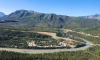 Flug über den Denali National Park - unser Hotel Grizzly Bear Resort &ndash; &copy; Petra Hady (Eberhardt TRAVEL)