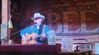 Juneau - Red Dog Saloon - Live-Music &ndash; &copy; Petra Hady (Eberhardt TRAVEL)