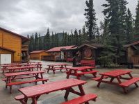 422. Ankunft im Denali Park Village, Hotel am Denali Nationalpark, Alaska.jpg &ndash; &copy; Teresa Rumpel (Eberhardt TRAVEL)
