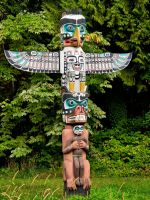 Totempfähle im Stanley Park  &ndash; &copy; Natalie Hady (Eberhardt TRAVEL)