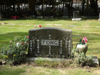 Titanic Friedhof - Chinesischer Teil &ndash; &copy; Sabine Letzybyll (Eberhardt TRAVEL)