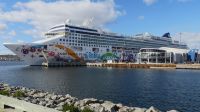 unser Schiff in Sydney, Cape Breton Island &ndash; &copy; Frank Nimschowski (Eberhardt TRAVEL)