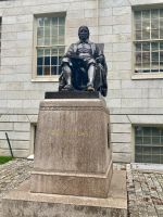 John Harvard, Gründer  &ndash; &copy; Mareike Schmidt (Eberhardt TRAVEL)