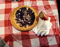 Blaubeerdessert, Bar Harbor &ndash; &copy; Simone Willner (Eberhardt TRAVEL)