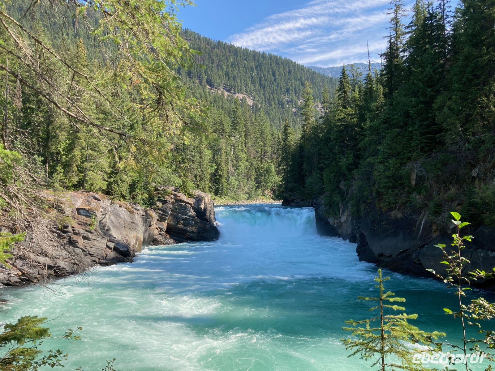 5. Tag – Mount Robson Provincial Park – Overlander Falls &ndash; &copy; Andreas Wolfsteller (Eberhardt TRAVEL)