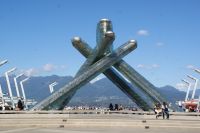 198 Olympisches Feuer in Vancouver &ndash; &copy; Susanne Schirmann (Eberhardt TRAVEL)